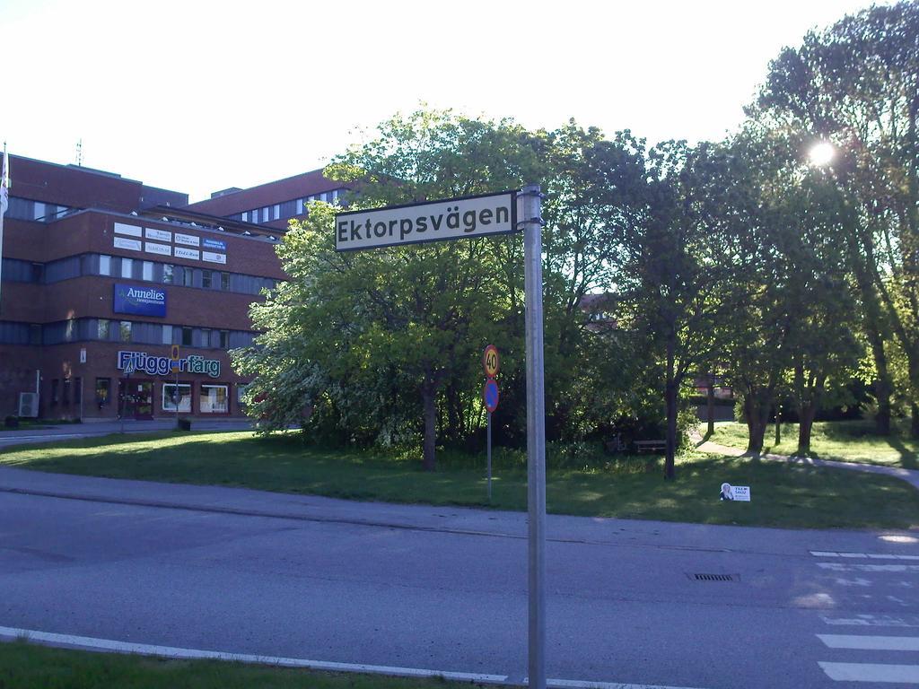 Nacka Stadshotell Bagian luar foto