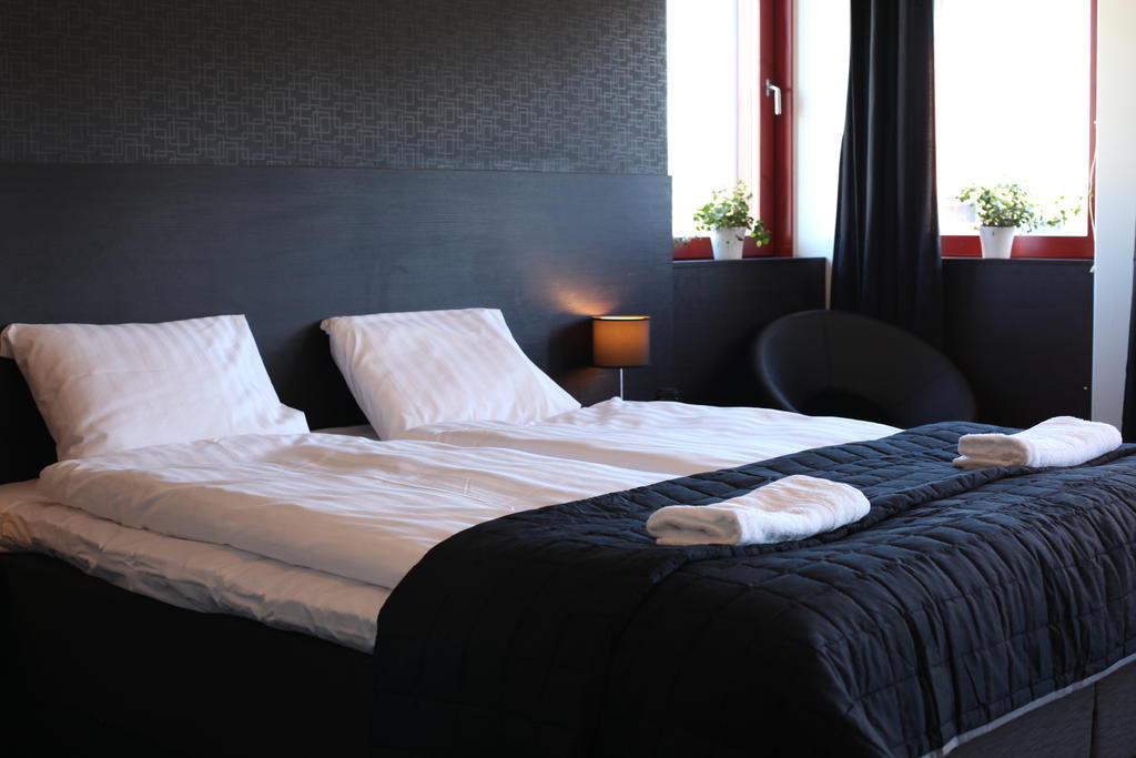 Nacka Stadshotell Bagian luar foto