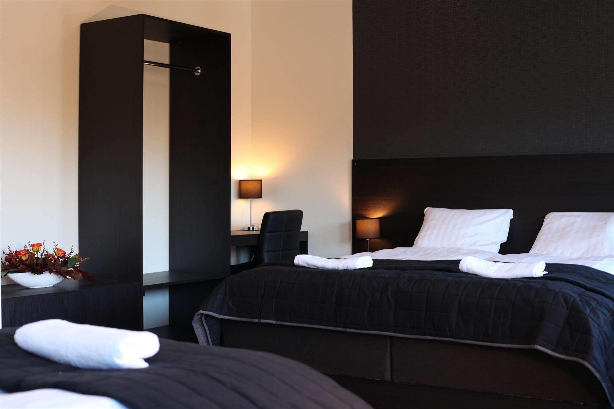 Nacka Stadshotell Bagian luar foto